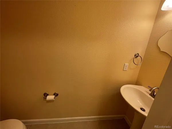 $2,150 | 5014 Everett Street, Unit 202, Arvada, CO 80002