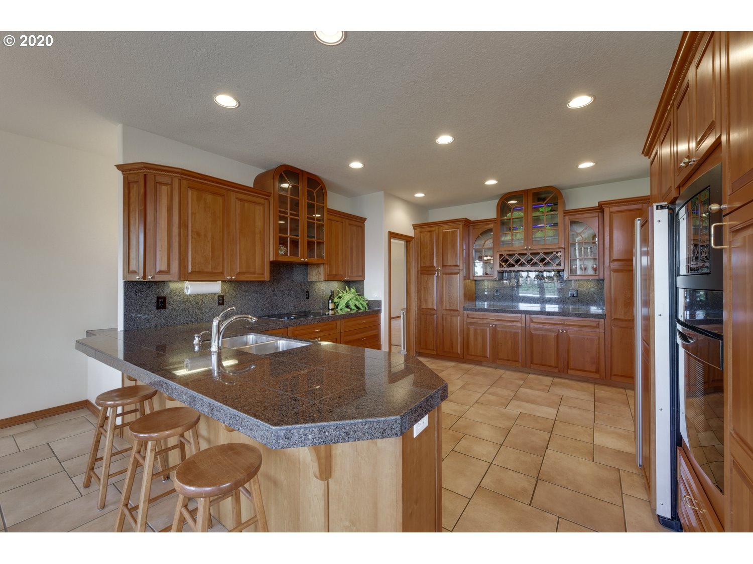 10462 Southeast Vradenburg Road Happy Valley, OR 97086 - Photo 12 of 30 Gallery Image 12