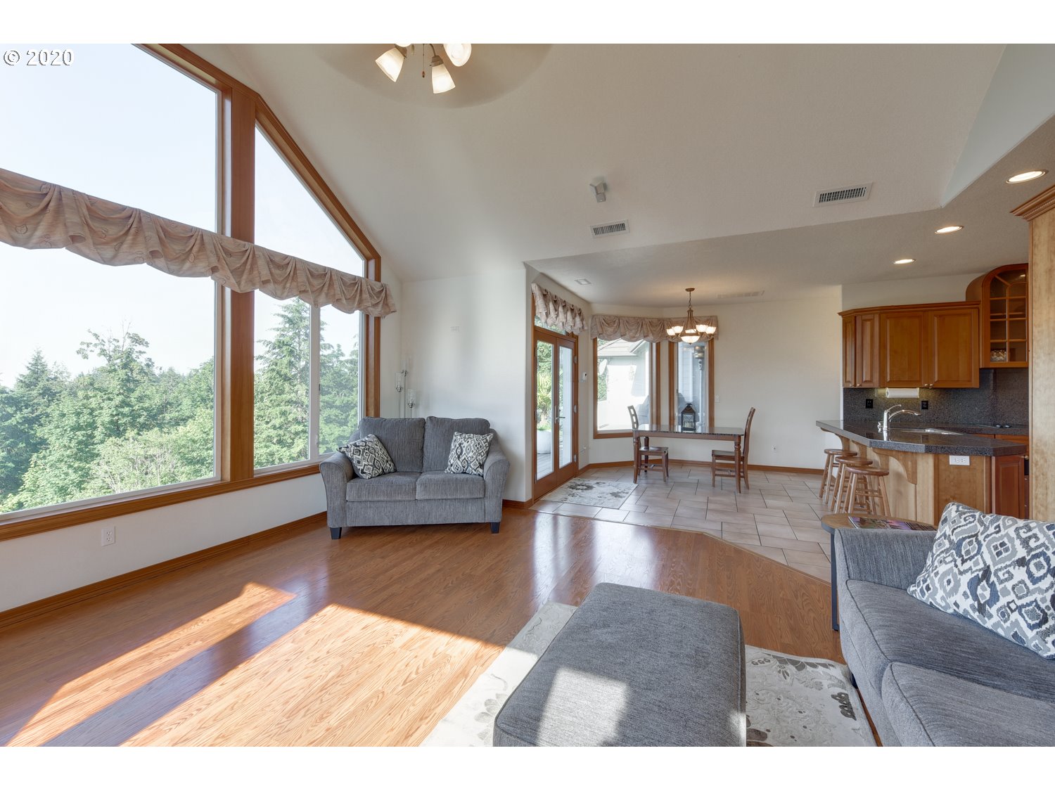10462 Southeast Vradenburg Road Happy Valley, OR 97086 - Photo 15 of 30 Gallery Image 15