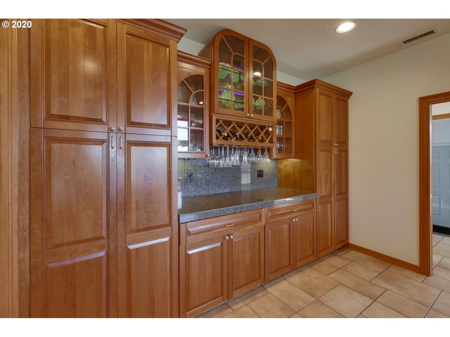 10462 Southeast Vradenburg Road Happy Valley, OR 97086 - Photo 10 of 30 Gallery Image 10