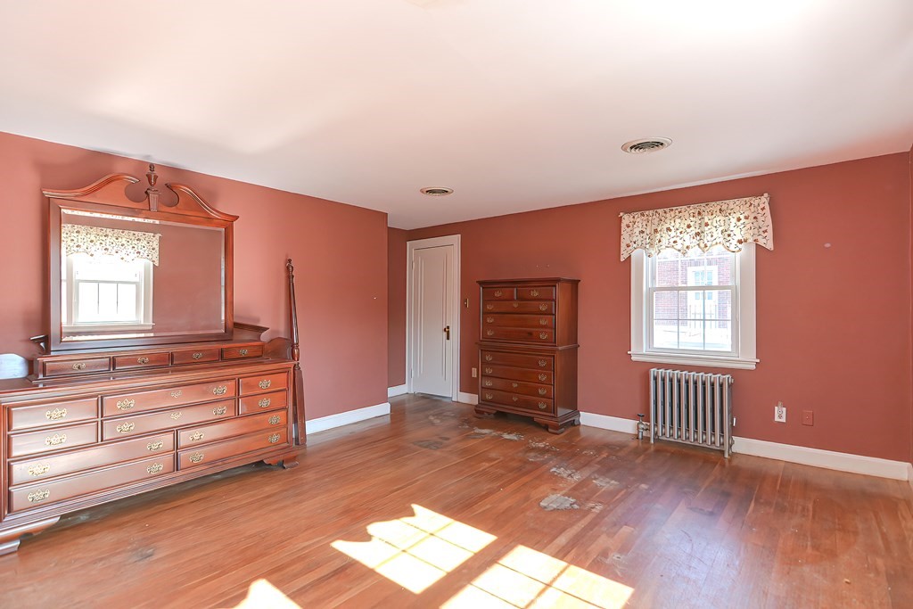 81 Whitney Road Medford, MA 02155 - Photo 25 of 42 Gallery Image 25