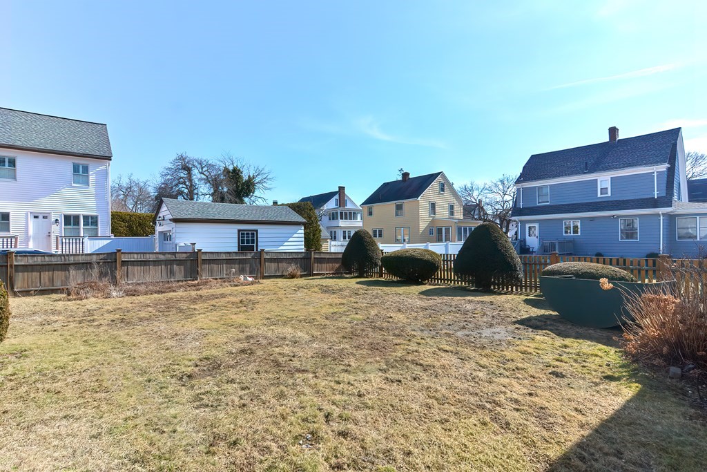 81 Whitney Road Medford, MA 02155 - Photo 5 of 42 Gallery Image 5