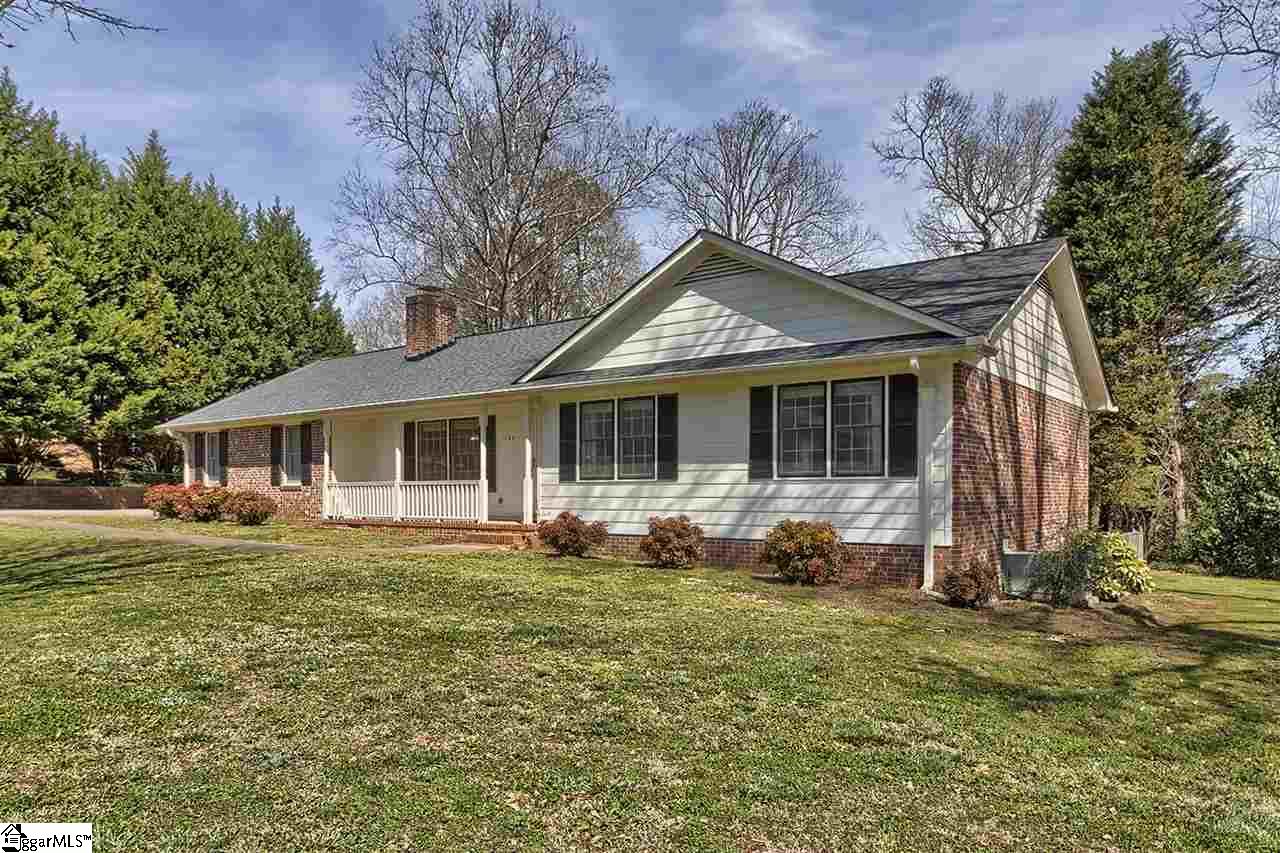 1704 Millgate Road Anderson, SC 29621 - Photo 3 of 36