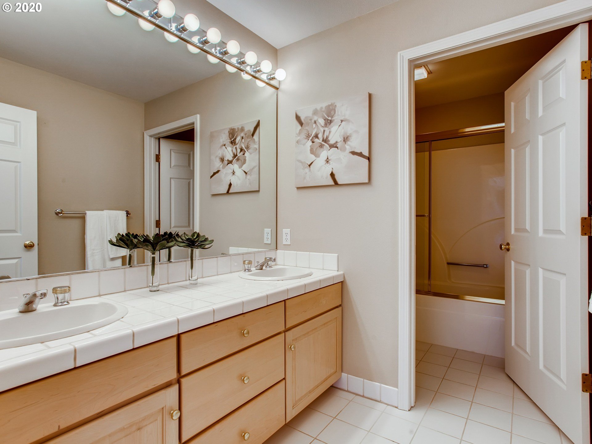 29290 Southwest Ladd Hill Road Sherwood, OR 97140 - Photo 25 of 32