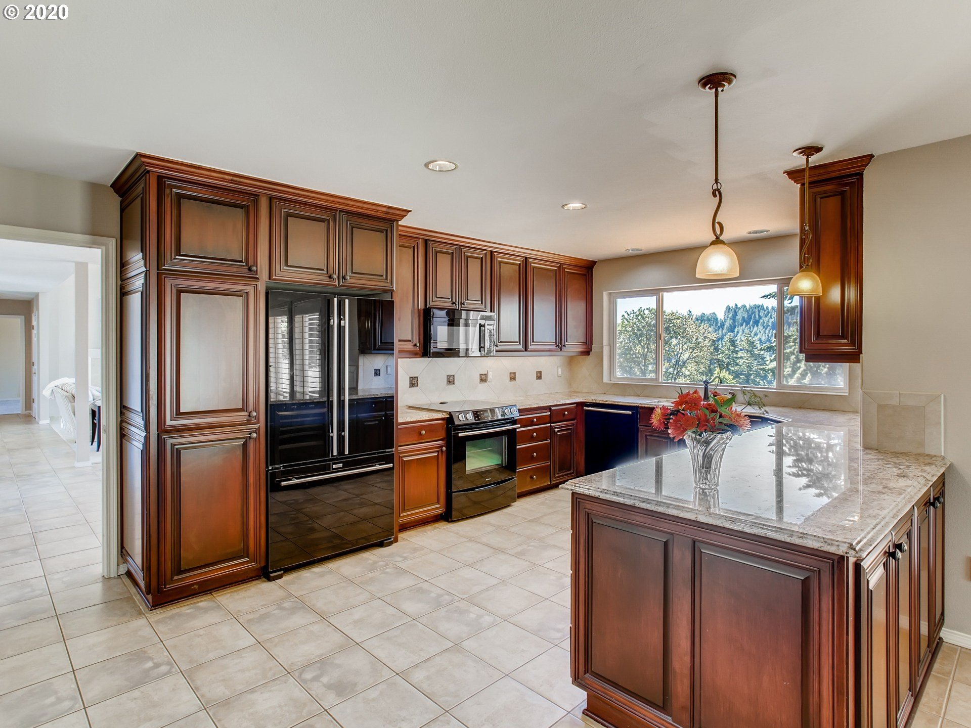 29290 Southwest Ladd Hill Road Sherwood, OR 97140 - Photo 10 of 32