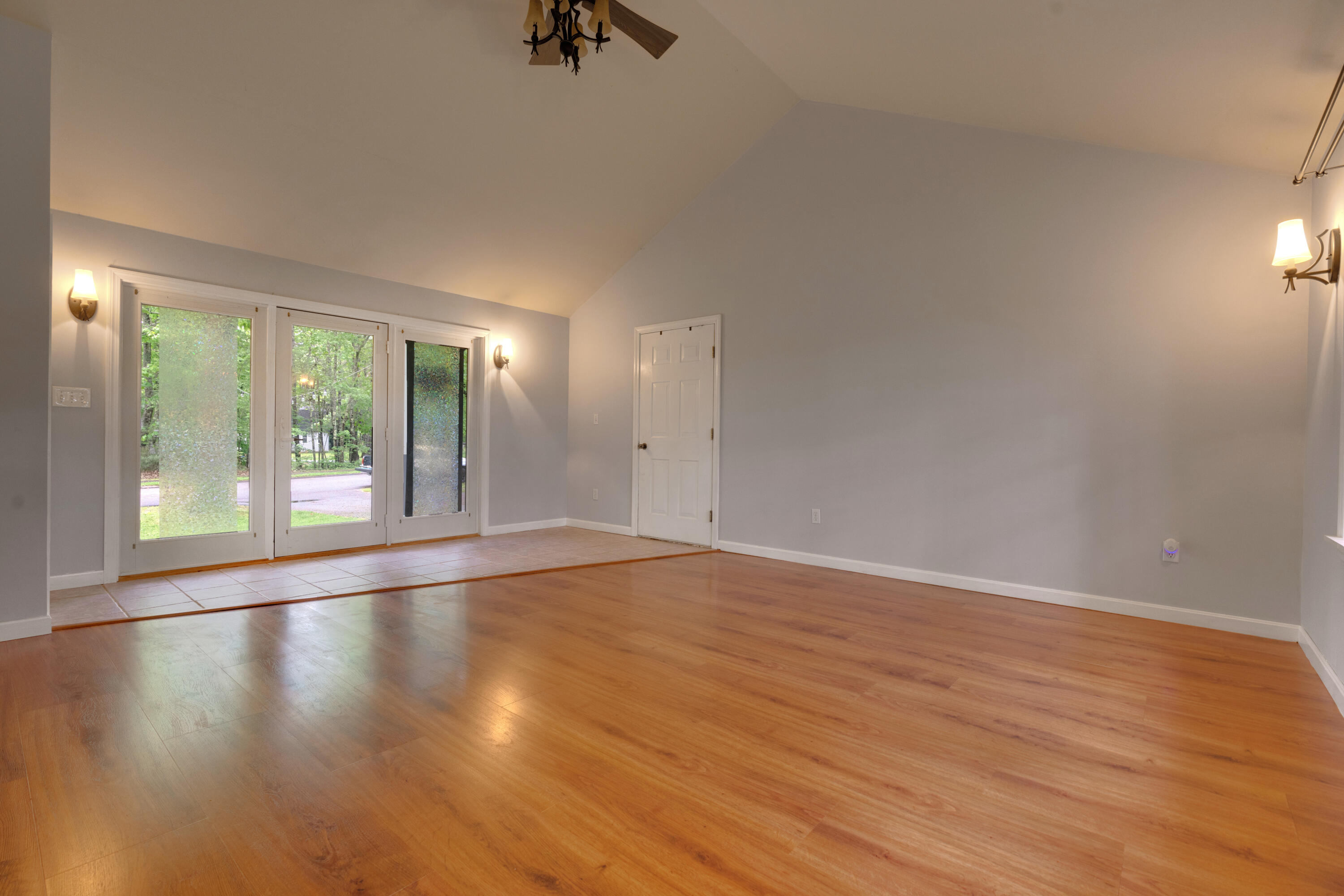 14 Upland Road Windham, ME 04062 - Photo 4 of 29 Family Room