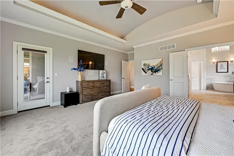 $969,000 | 3030 West 157th Court, Overland Park, KS 66224