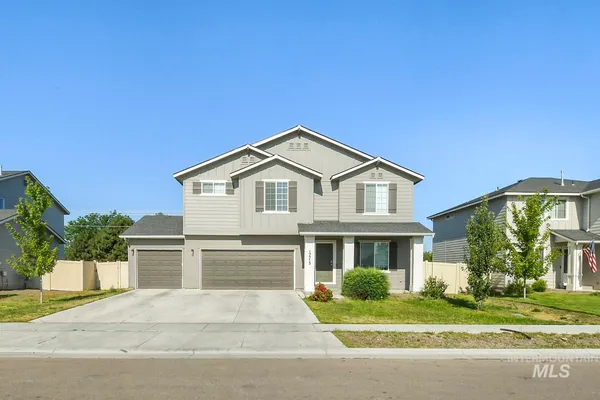 $499,900 | 17713 North Onaway Avenue, Nampa, ID 83687