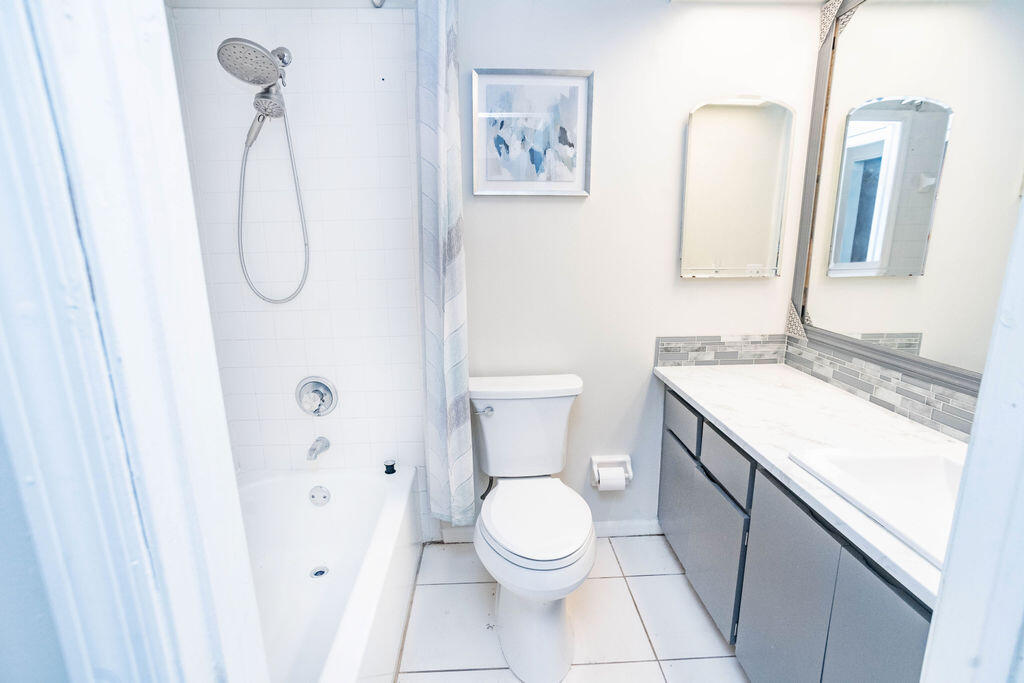 950 South Kanner Highway, Unit 124 Stuart, FL 34994 - Photo 22 of 35 DSC00842