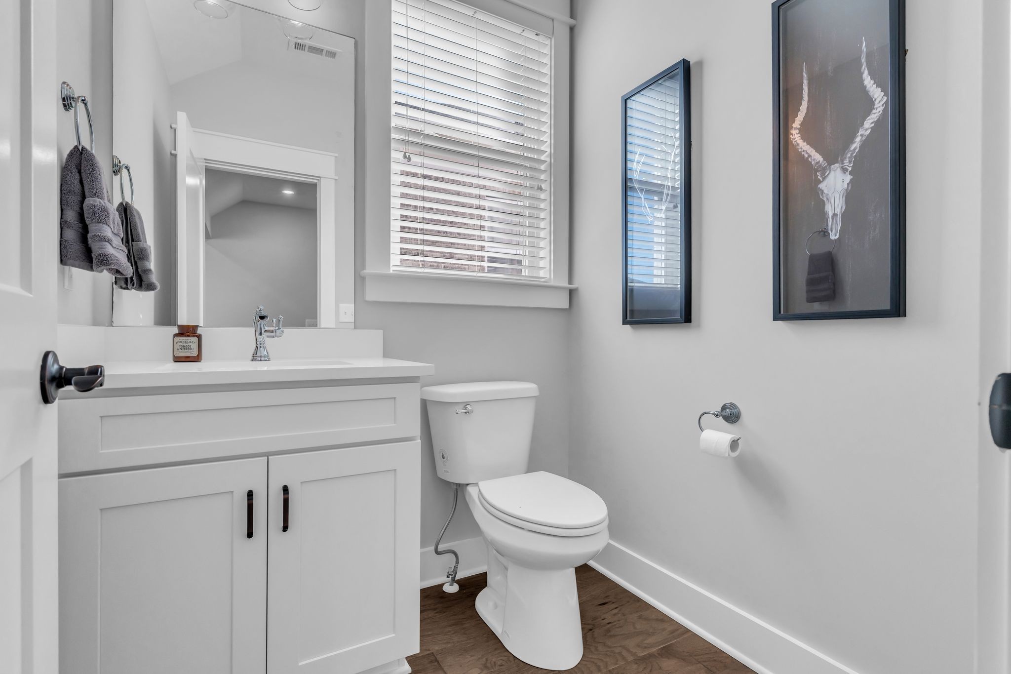 368 Azalea Circle Hendersonville, TN 37075 - Photo 44 of 61 a bathroom with a toilet sink and mirror