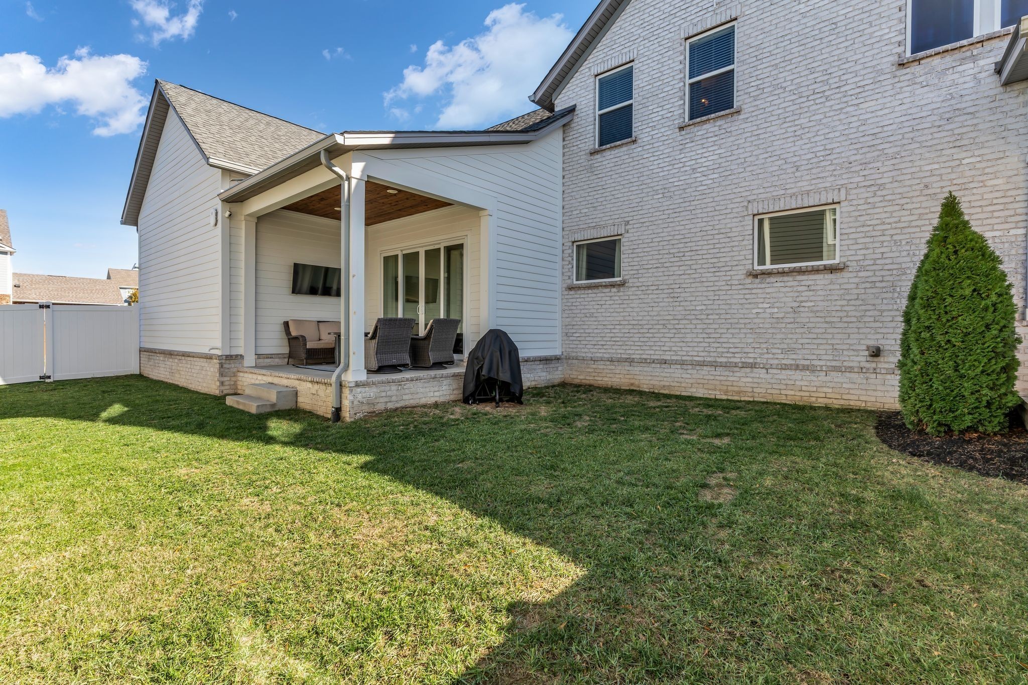 368 Azalea Circle Hendersonville, TN 37075 - Photo 46 of 61 a view of a house with backyard