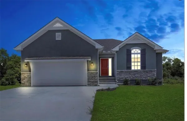 $475,000 | 3732 Northwest 96th Place, Kansas City, MO 64154