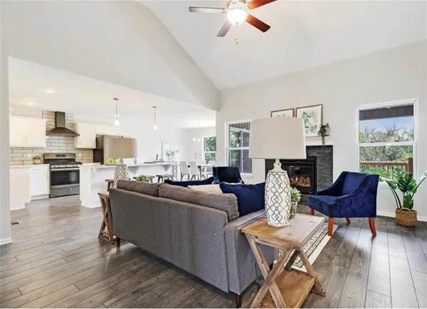 $475,000 | 3732 Northwest 96th Place, Kansas City, MO 64154
