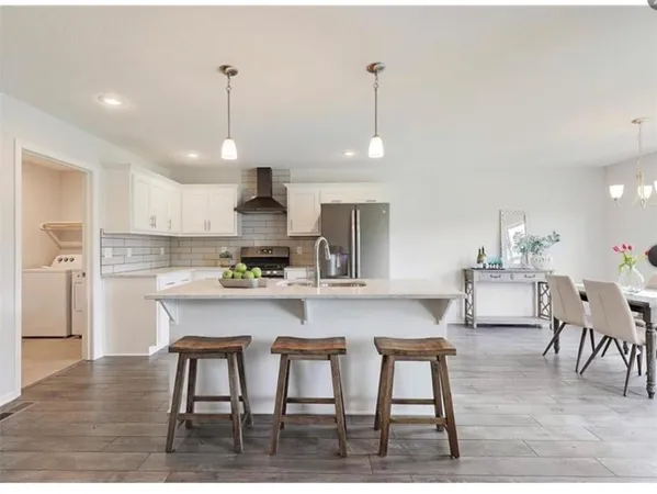 $475,000 | 3732 Northwest 96th Place, Kansas City, MO 64154