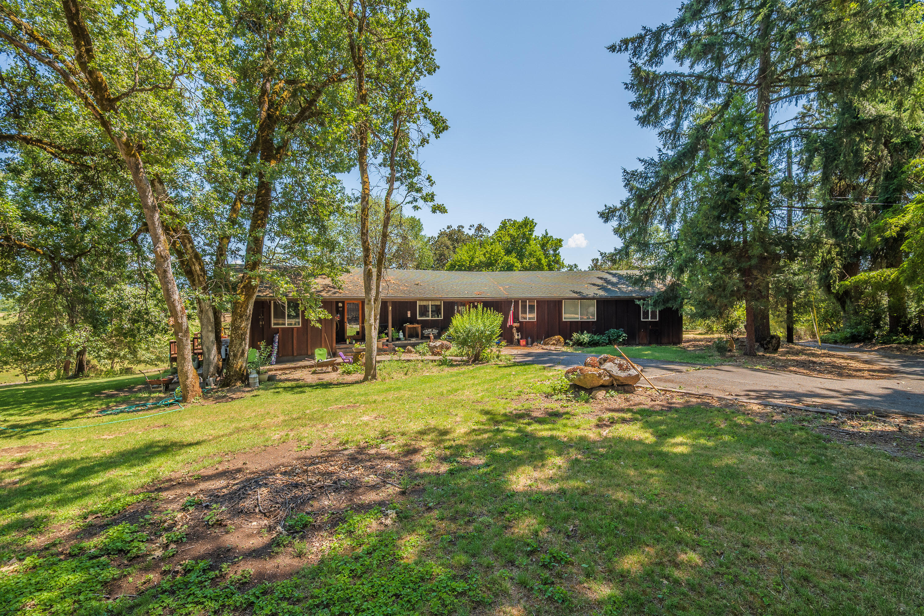 3290 Lower River Road Grants Pass, OR 97526 - Photo 15 of 38 LRR (14)