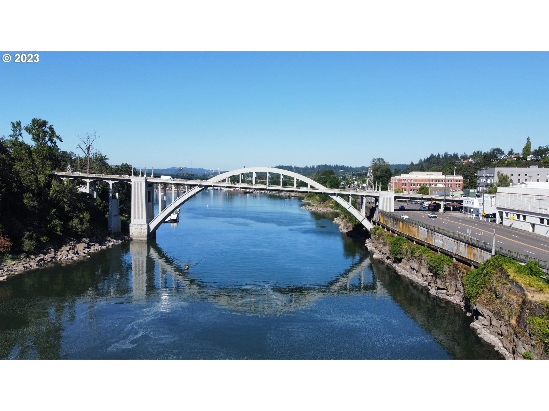 306 4th Avenue Oregon City, OR 97045 - Photo 10 of 17