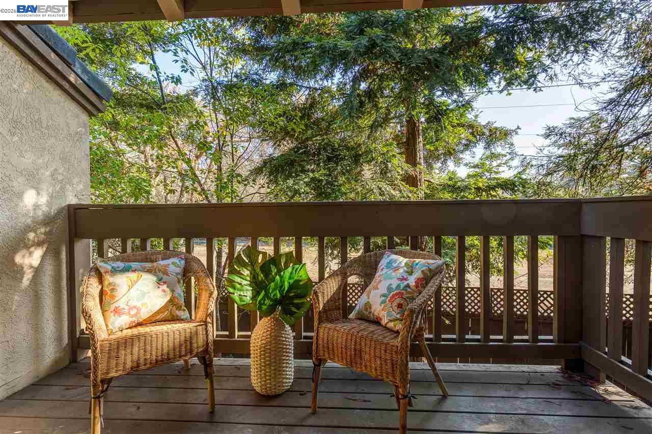 2734 Oak Road, Unit 110 Walnut Creek, CA 94597 - Photo 21 of 23