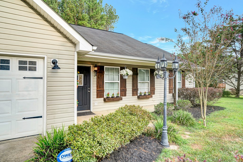 204 Briar Ridge Road Northwest Calhoun, GA 30701 - Photo 6 of 39 Gallery Image 6