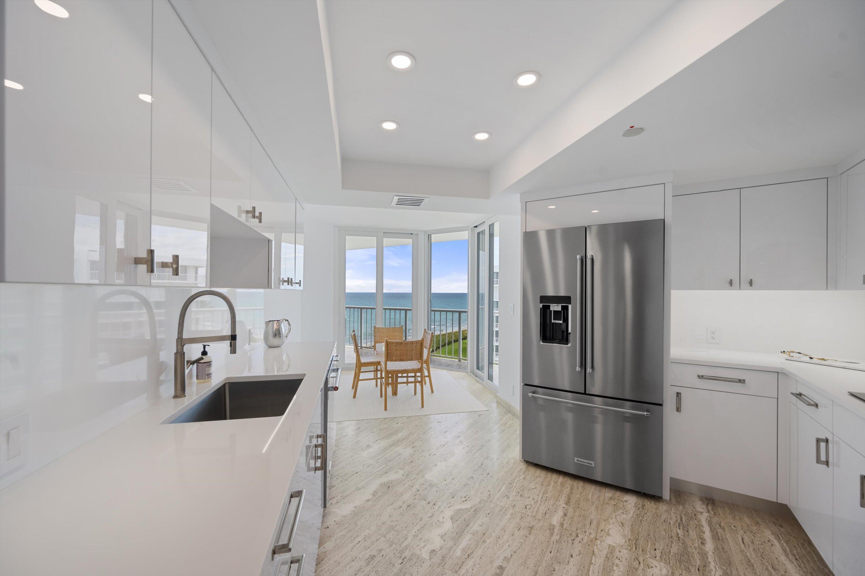 3170 South Ocean Boulevard, Unit 601N Palm Beach, FL 33480 - Photo 10 of 38 Kitchen - Virtually Staged