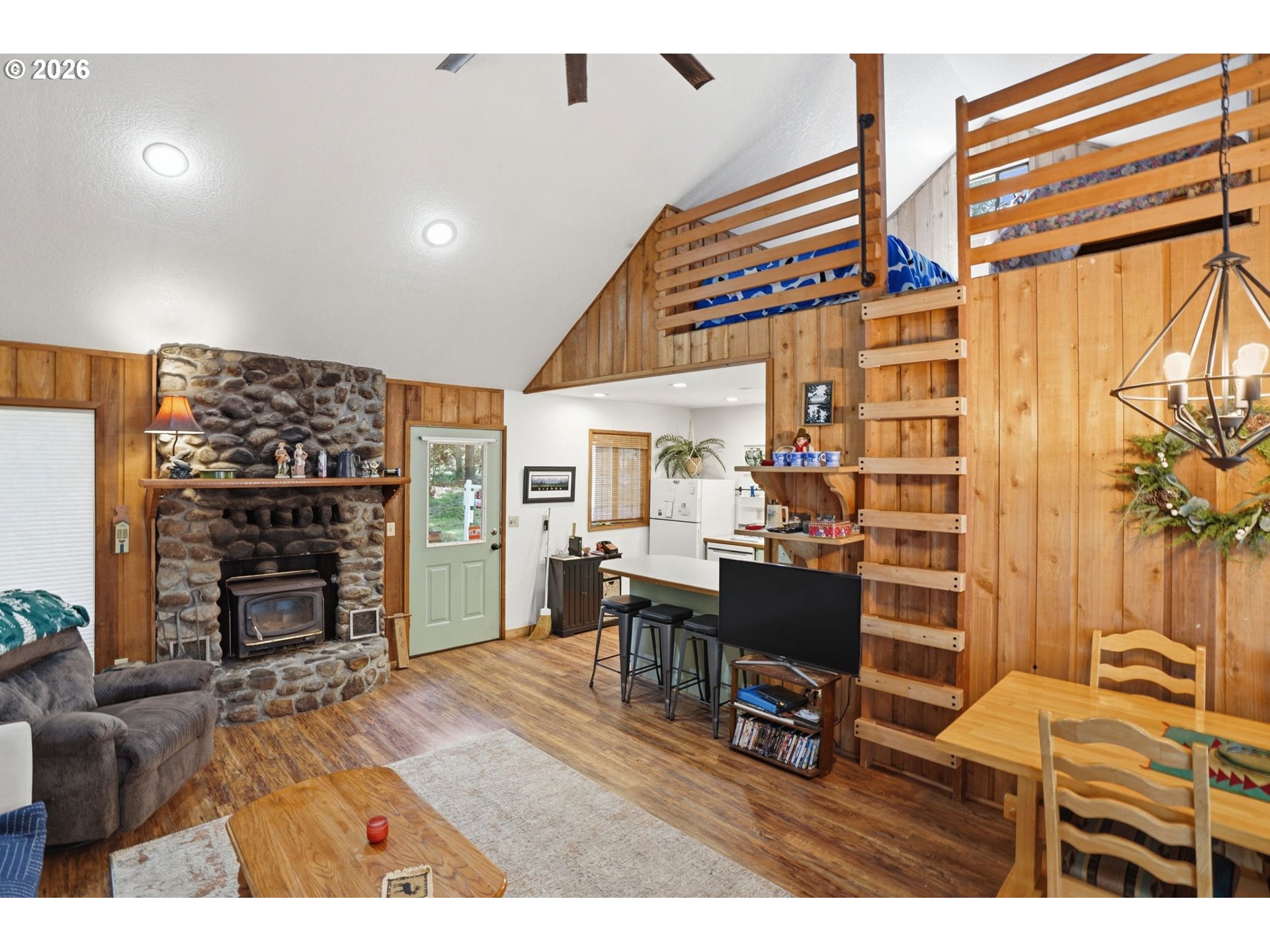 76270 Road 28 Rhododendron, OR 97049 - Photo 18 of 29