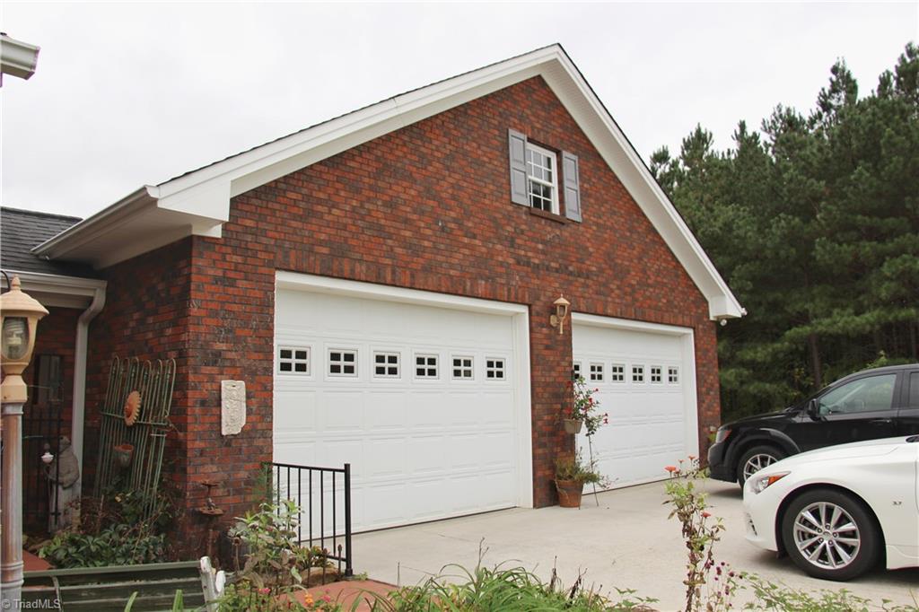 3760 Iron Works Road Reidsville, NC 27320 - Photo 6 of 45