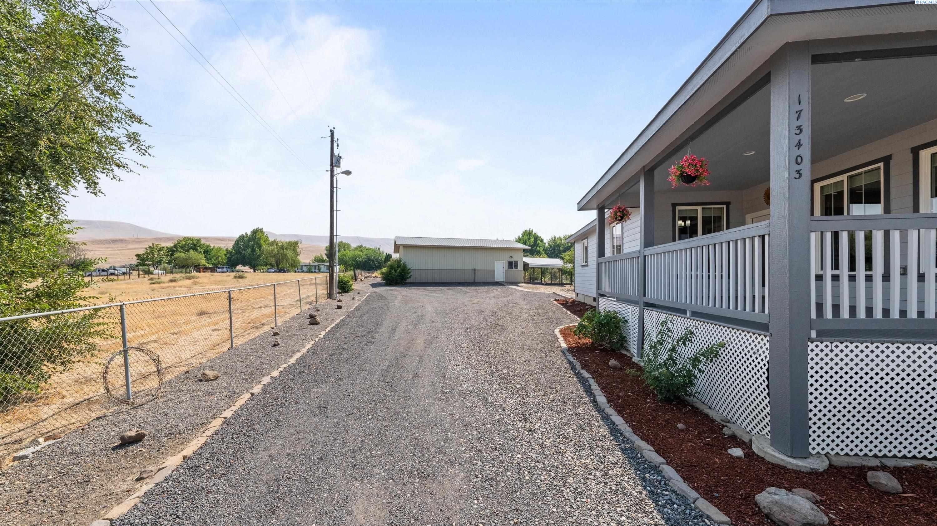 173403 West Byron Road Prosser, WA 99350 - Photo 4 of 42 Gallery Image 4