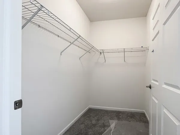 $372,900 | 451 Ridge Lane, Bolingbrook, IL 60440