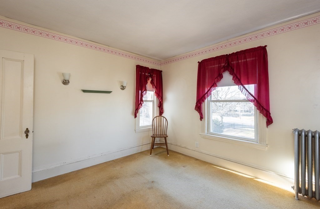 54 Linden Road Melrose, MA 02176 - Photo 19 of 39 Gallery Image 19