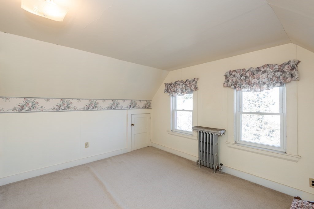54 Linden Road Melrose, MA 02176 - Photo 30 of 39 Gallery Image 30
