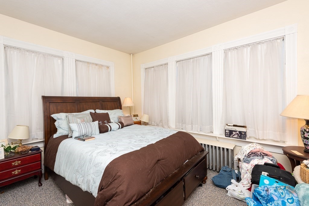 54 Linden Road Melrose, MA 02176 - Photo 10 of 39 Gallery Image 10