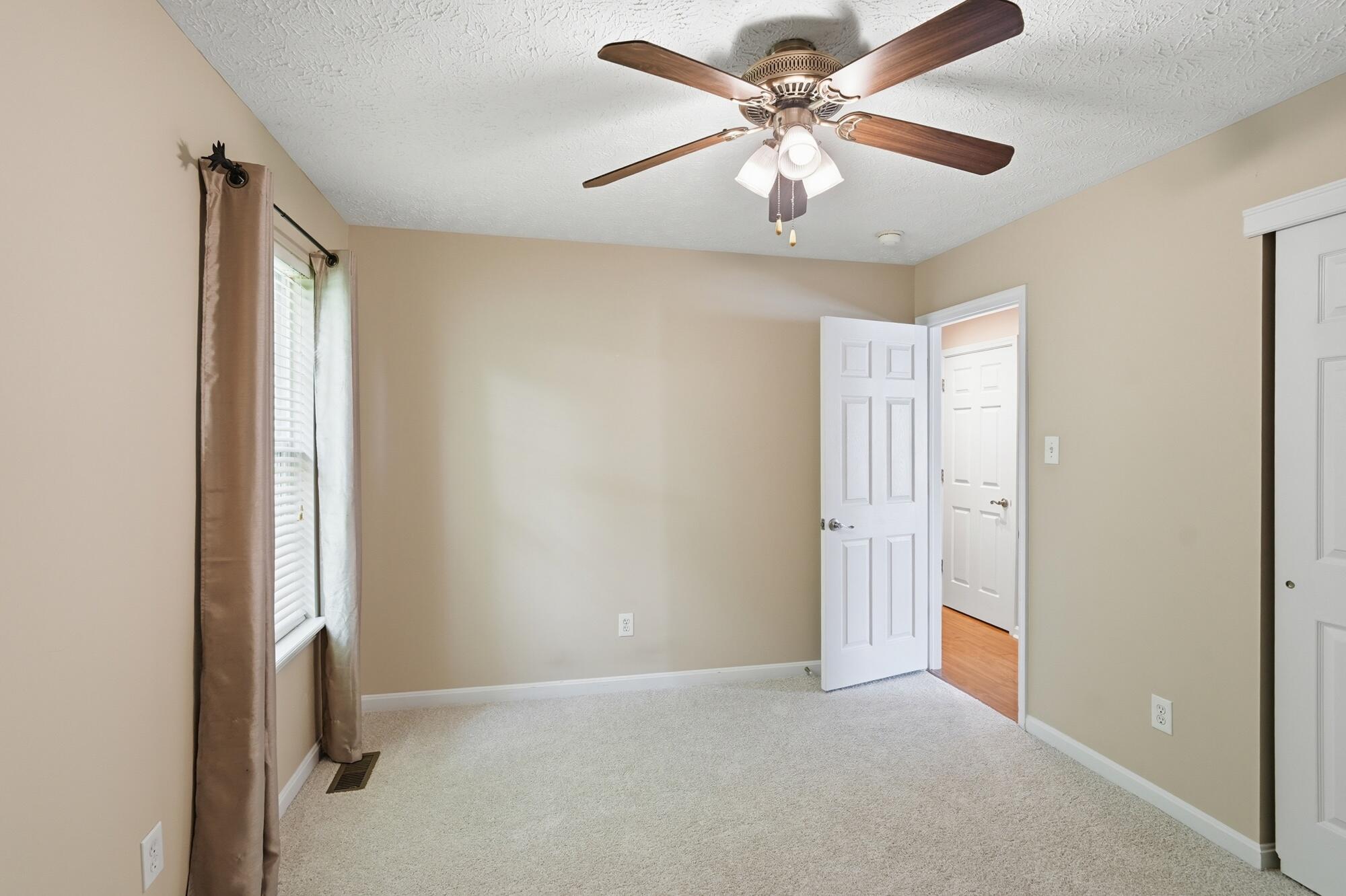 2016 Gribble Drive Covington, KY 41017 - Photo 18 of 45