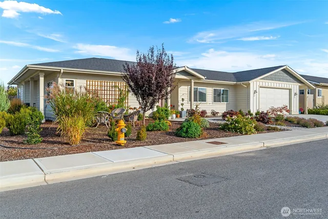 $689,000 | 2515 1st Street Southeast, East Wenatchee, WA 98802