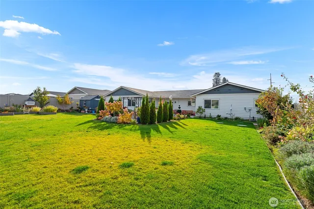 $689,000 | 2515 1st Street Southeast, East Wenatchee, WA 98802