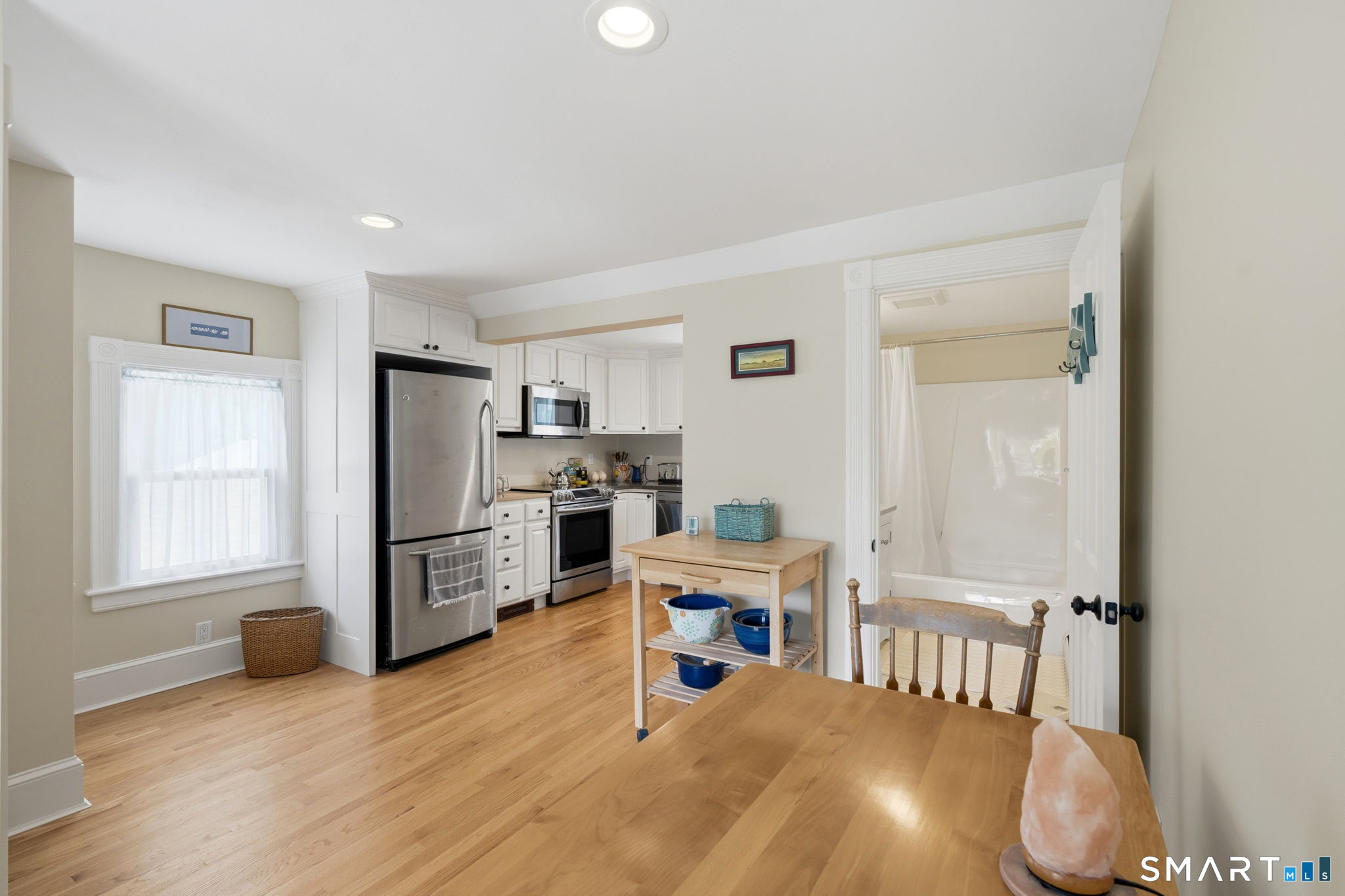 68 School Street Groton, CT 06340 - Photo 22 of 40