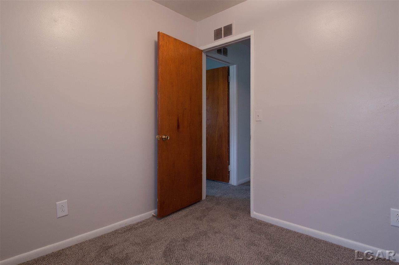 501 West Russell Road Tecumseh, MI 49286 - Photo 15 of 21 31358204-14.JPG
