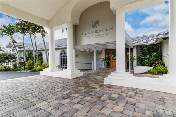 $600,000 | 204 Glen Eagle Circle, Naples, FL 34104