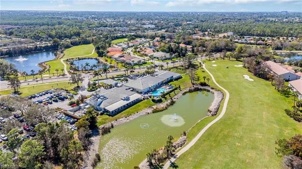 $600,000 | 204 Glen Eagle Circle, Naples, FL 34104