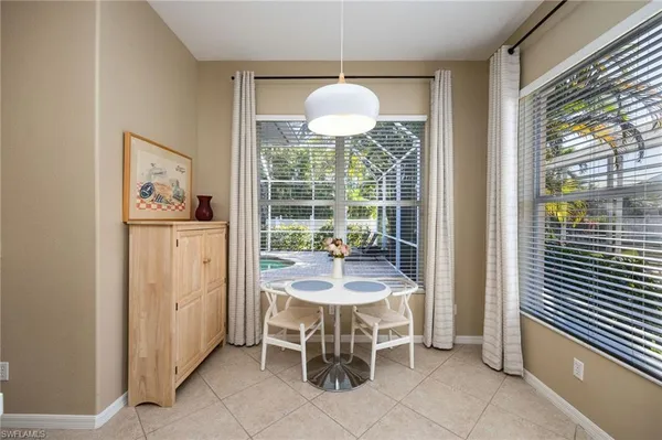 $600,000 | 204 Glen Eagle Circle, Naples, FL 34104