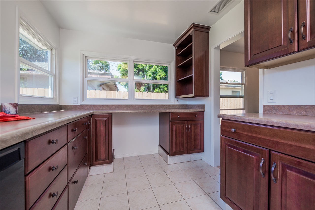 5341 Waring Road San Diego, CA 92120 - Photo 13 of 25