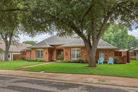 $929,900 | 9510 Hill View Drive, Dallas, TX 75231