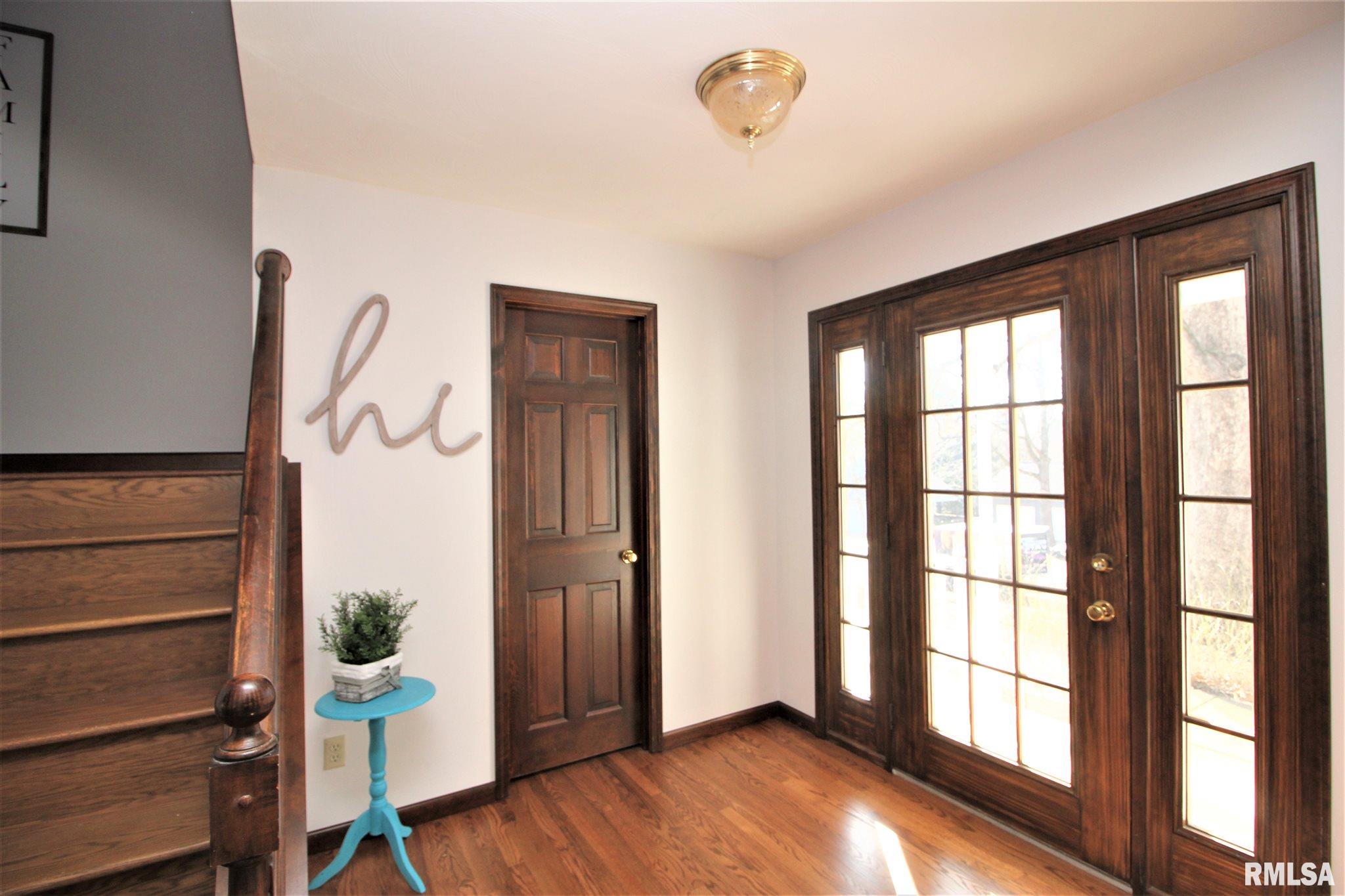 6 Williamsburg Road Sherman, IL 62684 - Photo 3 of 30 Gallery Image 3