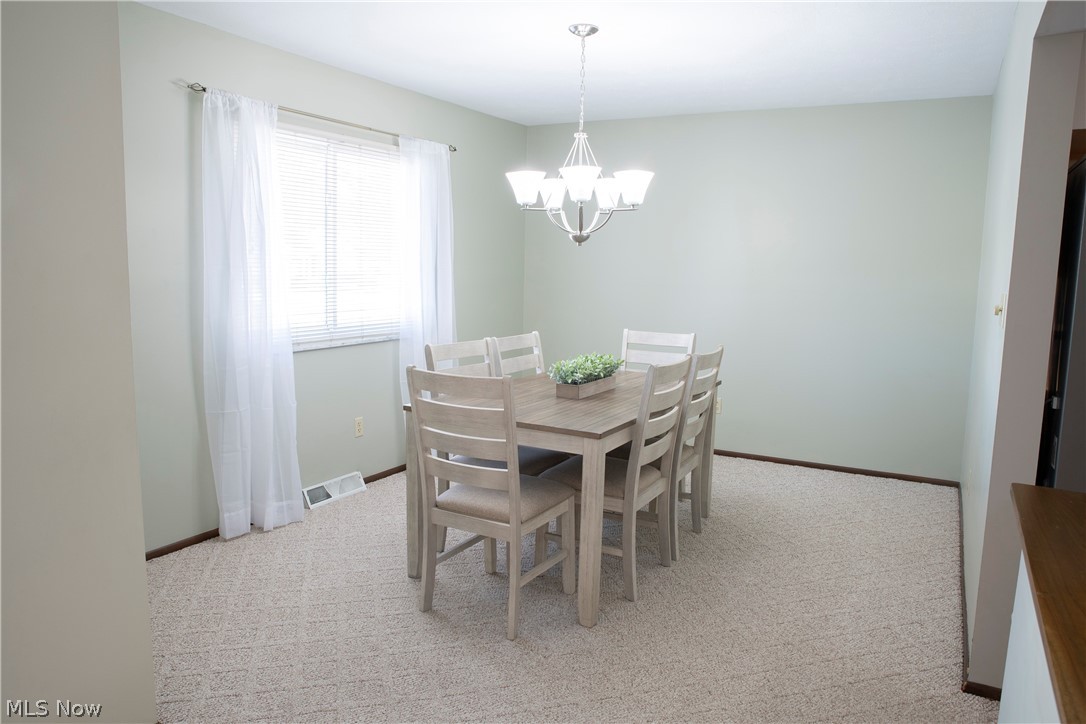 4297 Grannis Road Cleveland, OH 44126 - Photo 4 of 25 Gallery Image 4