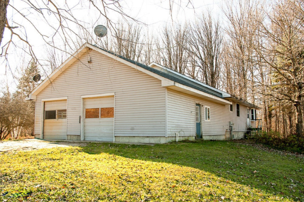 5315 River Road Evart, MI 49631 - Photo 33 of 35 IMGP0013