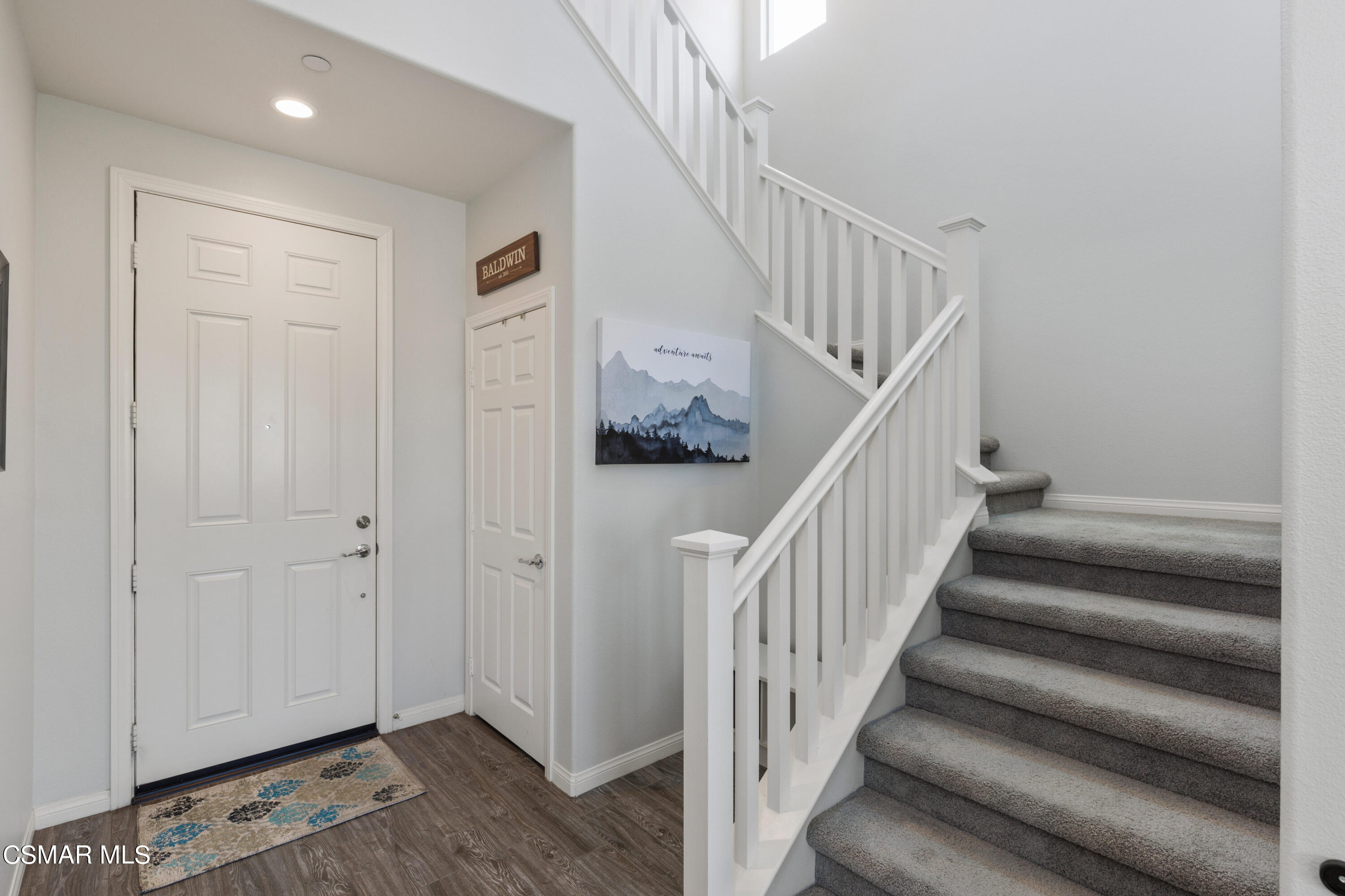 4893 Edenbridge Road Moorpark, CA 93021 - Photo 11 of 31 a view of entryway with wooden floor