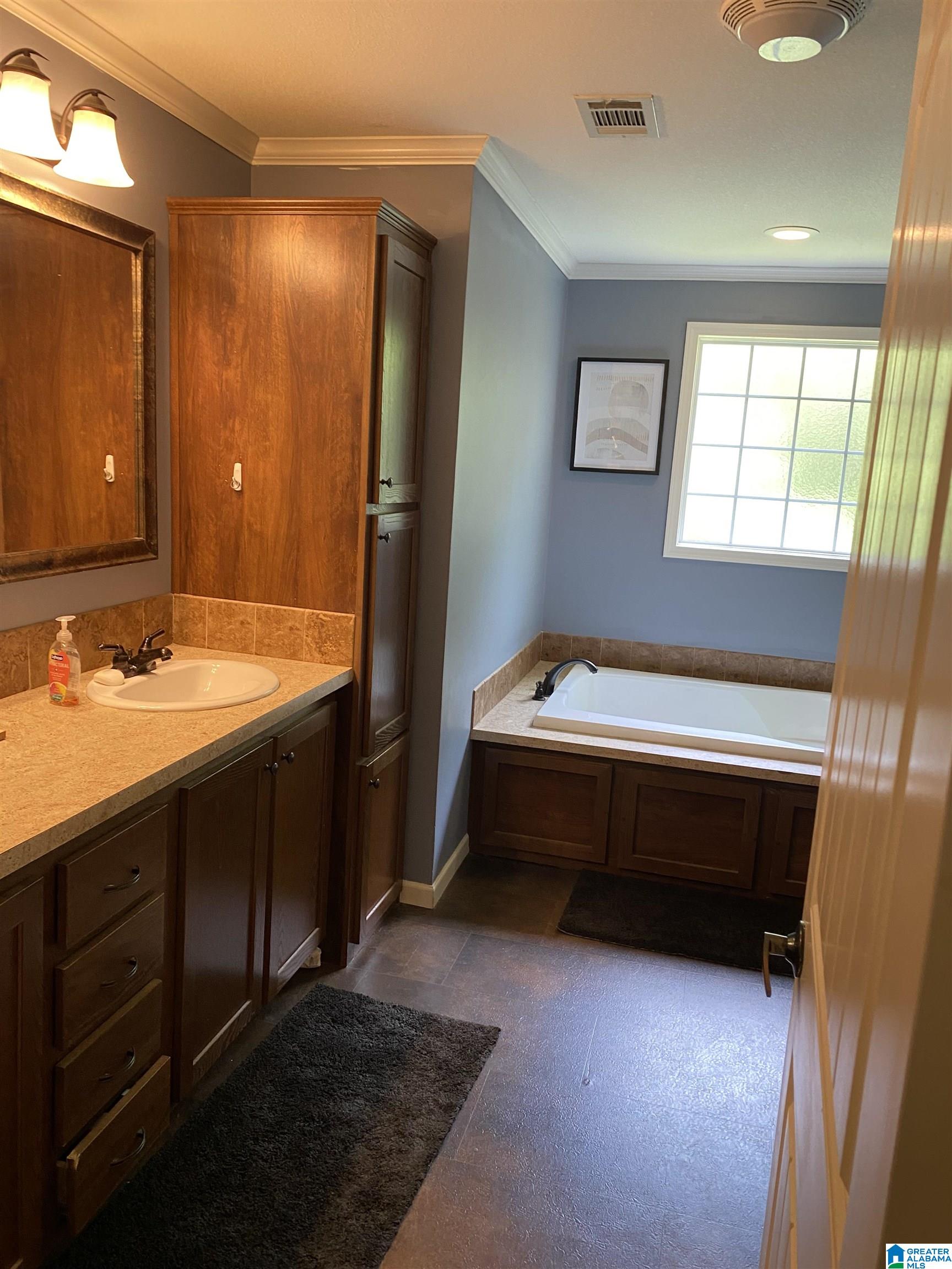 174 Bettis Circle Springville, AL 35146 - Photo 10 of 17