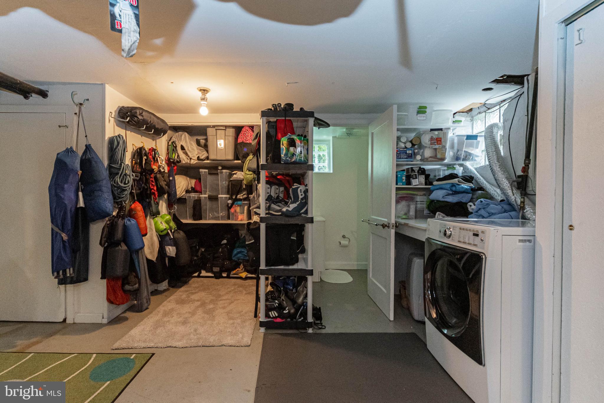 221 Hopkins Road Baltimore, MD 21212 - Photo 33 of 47 Utility / storage laundry room