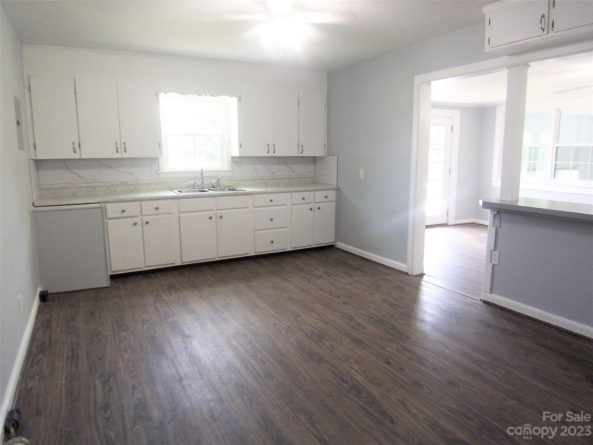 1722 Kings Road Shelby, NC 28150 - Photo 11 of 22 Gallery Image 11