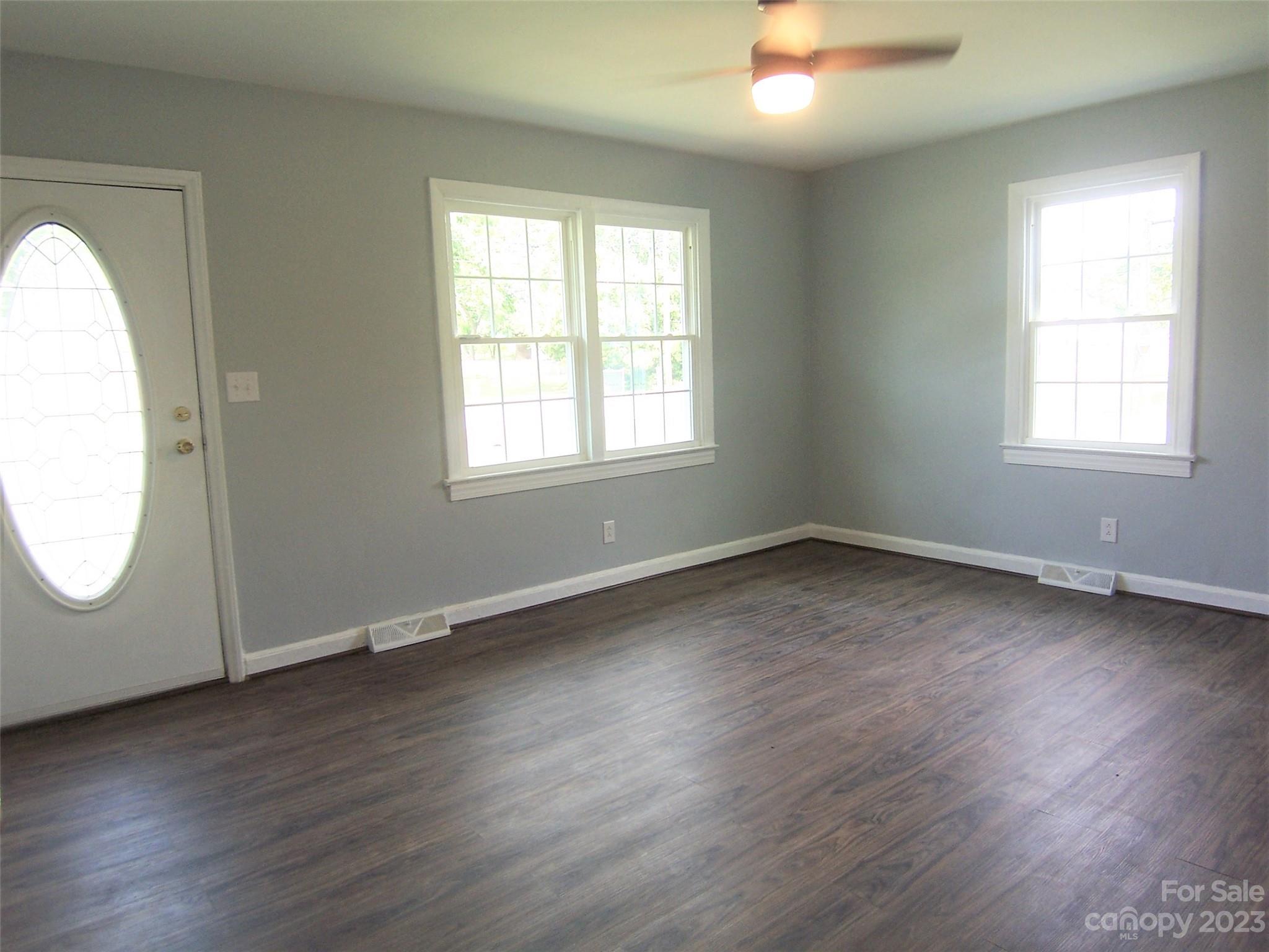 1722 Kings Road Shelby, NC 28150 - Photo 8 of 22 Gallery Image 8
