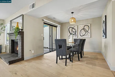 $1,149,000 | 210 Carob Lane, Alameda, CA 94502