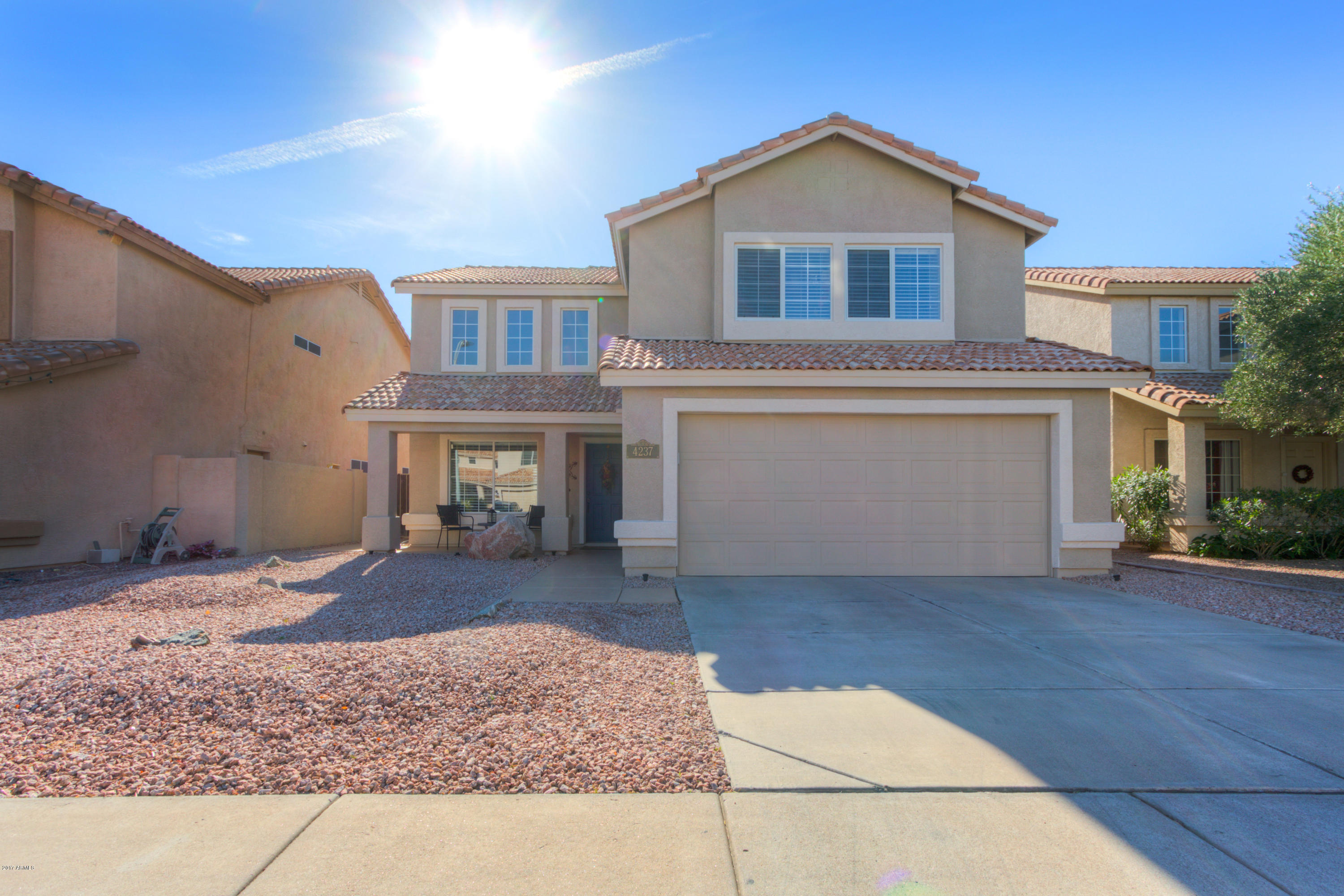 4237 East Raven Road Phoenix, AZ 85044 - Photo 1 of 32 01